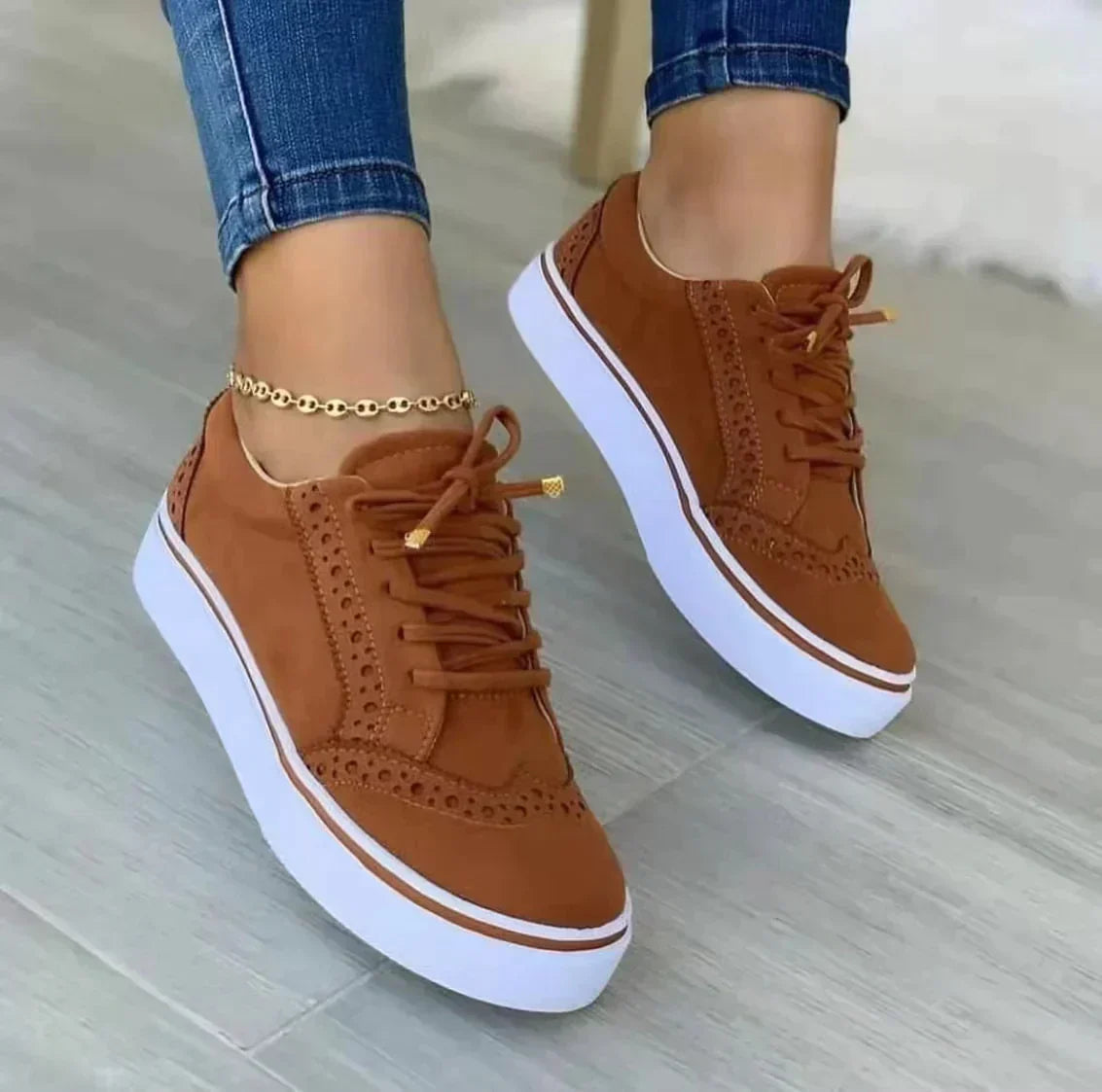 Damskie sneakersy na platformie Felicja - komfortowe i stylowe obuwie codzienne 0