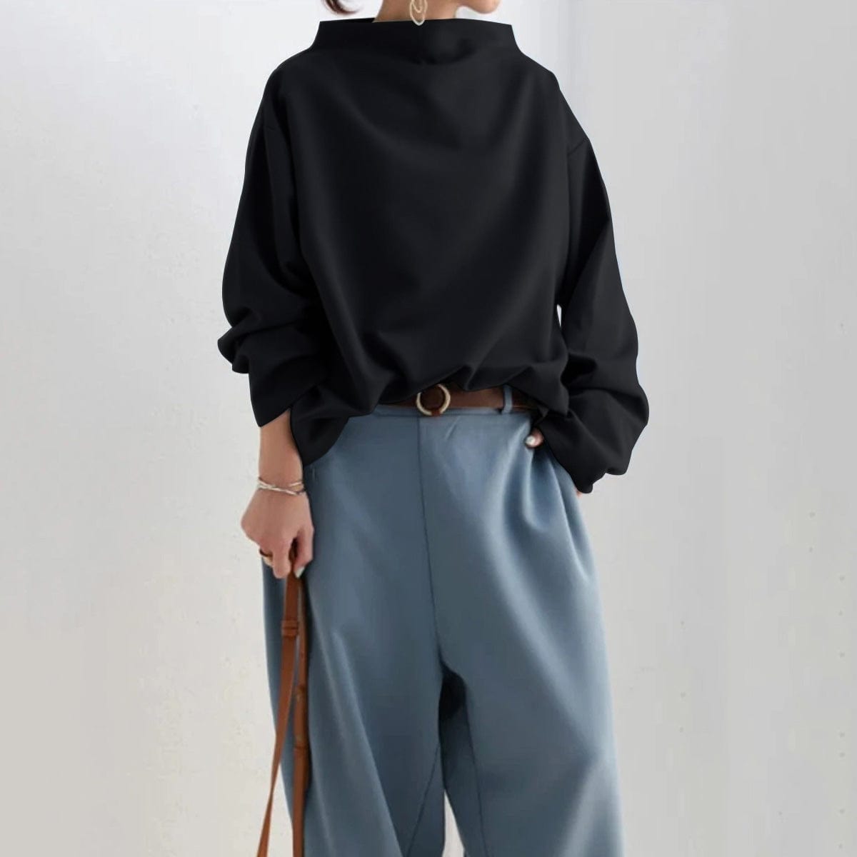 Elegancki Top Damski z Wysokim Dekoltem - Topy Damskie na Każdą Okazję 6