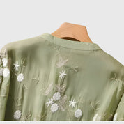 Elegancki top z haftowanymi kwiatami dla kobiet - Casual i stylowy 3