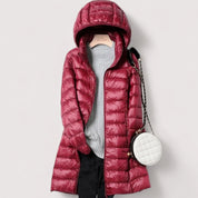 Emilia | Damen Ultraleichte Steppjacke Winterjacke mit Abnehmbarer Kapuze 1