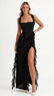 Laura | Damen Maxikleid mit Rüschen und seitlichem Schlitz 1