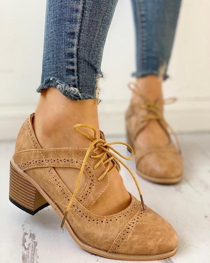 Stylowe buty turystyczne dla kobiet - wygodne i eleganckie 0