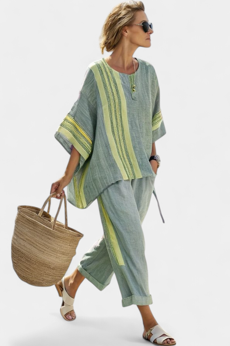 Stylowy Lawendowy Top Z Oversize'owym Krojem i Musztardowymi Spodniami w Paski dla Kobiet - Idealny na Letnie Dni 4
