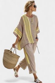 Stylowy Lawendowy Top Z Oversize'owym Krojem i Musztardowymi Spodniami w Paski dla Kobiet - Idealny na Letnie Dni 5
