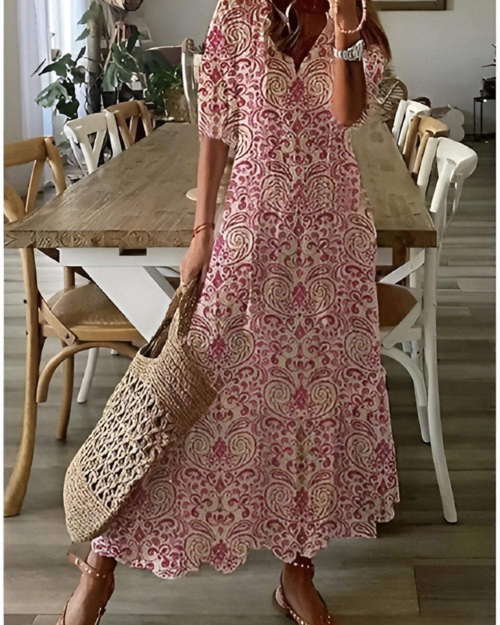 Sukienka Letnia Boho Magic z Frędzlami - Swobodna Elegancja na Każdą Okazję 4