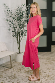 Sukienka Midi Elegancka z Krótkim Rękawem w Kolorze Gorącego Różu - Idealna na Wesele i Wieczorne Wyjścia 2