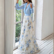Sukienka maxi w kwiaty z dekoltem V dla kobiet - elegancki styl na lato 2