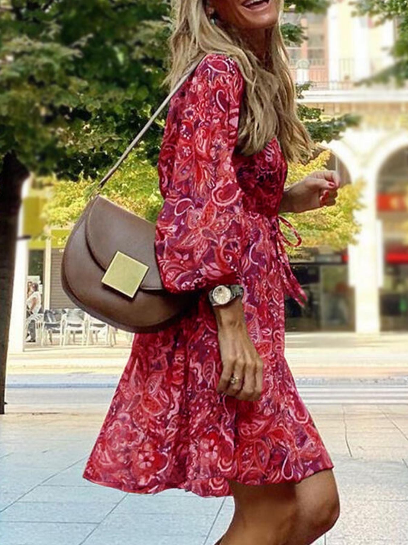Sukienka mini z bufiastymi rękawami w stylu paisley na lato 6